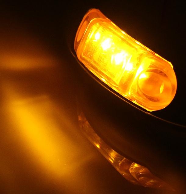Фонари габаритные боковые задние для грузовых машин, желтый свет, 2 шт, 24 В, BD-7046-24V