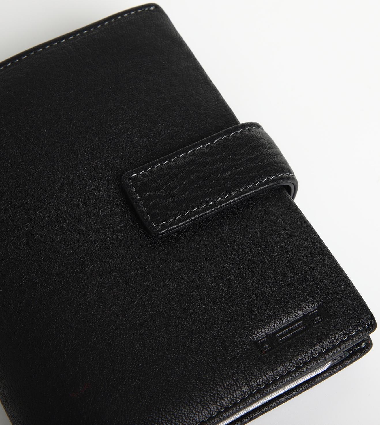 Портмоне на кнопке, отдел для автодокументов, цвет чёрный