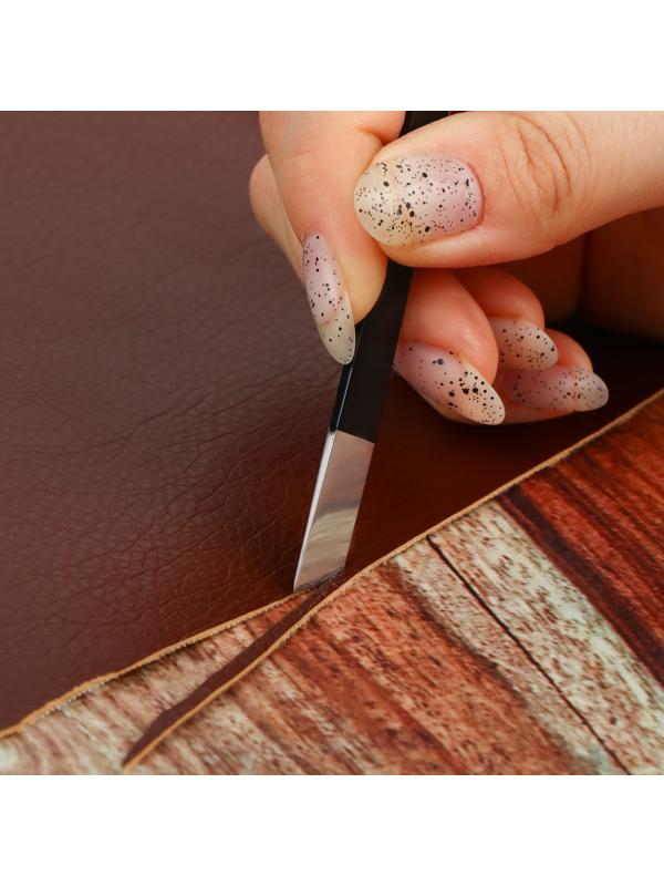 Нож для работы с кожей, скошенное лезвие, 12,5 × 1 см, цвет чёрный