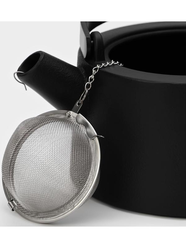 Чайник чугунный с эмалированным покрытием внутри Magma «Сайгон», 1,1 л, с ситом