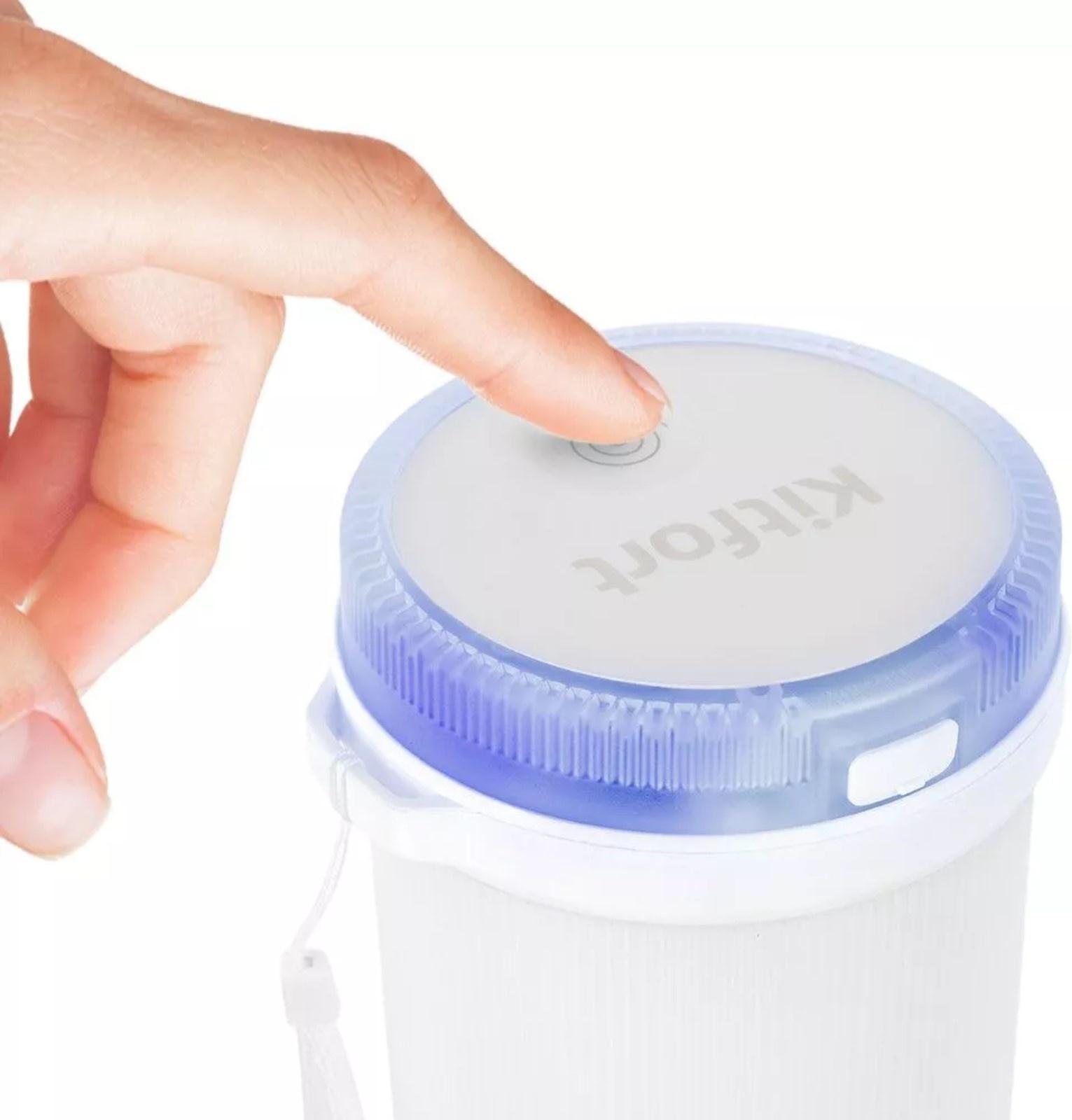 Блендер Kitfort КТ-3508, портативный, 40 Вт, 0.34 л, 1 скорость, белый