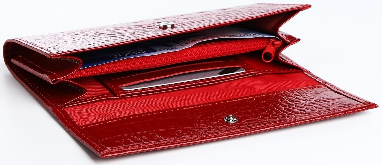 Кошелёк на кнопке, цвет красный