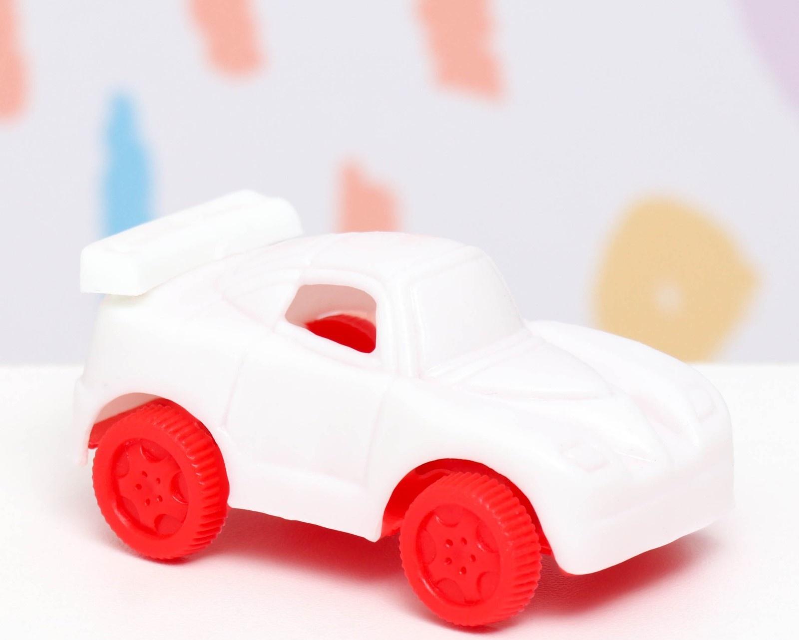 Машина гоночная 6 х 3 х 3 см, микс