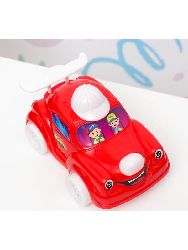 Машина пластмассовая 