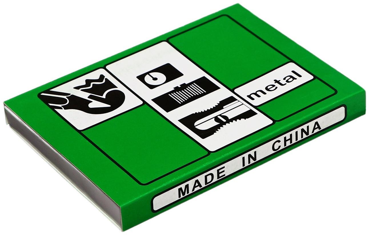 Точилка металлическая, прямоугольная, штрихкод на штуке