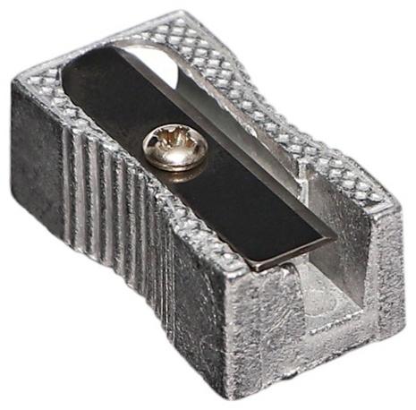 Точилка металлическая, прямоугольная, штрихкод на штуке