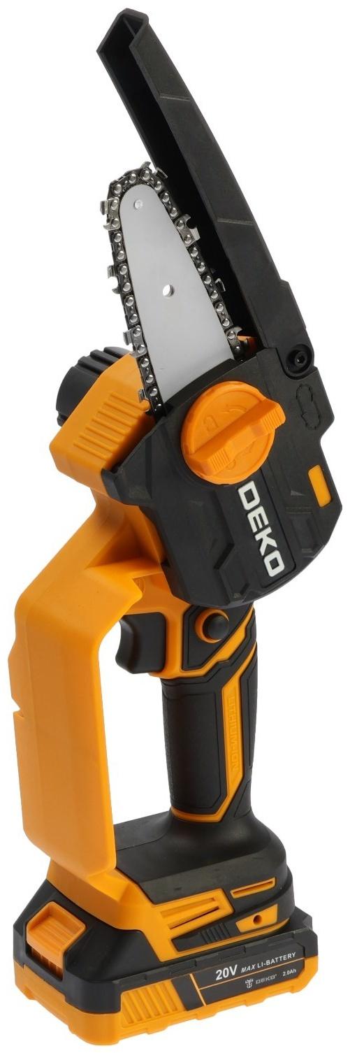 Пила цепная аккумуляторная DEKO DKCHS 20-4 063-4480, 20 В, 2 Ач, Li-ion АКБх1 шт, ЗУ