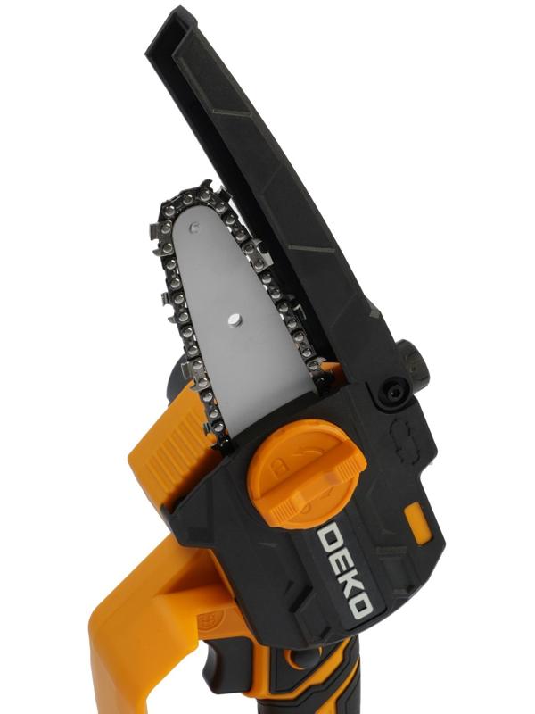 Пила цепная аккумуляторная DEKO DKCHS 20-4 063-4480, 20 В, 2 Ач, Li-ion АКБх1 шт, ЗУ