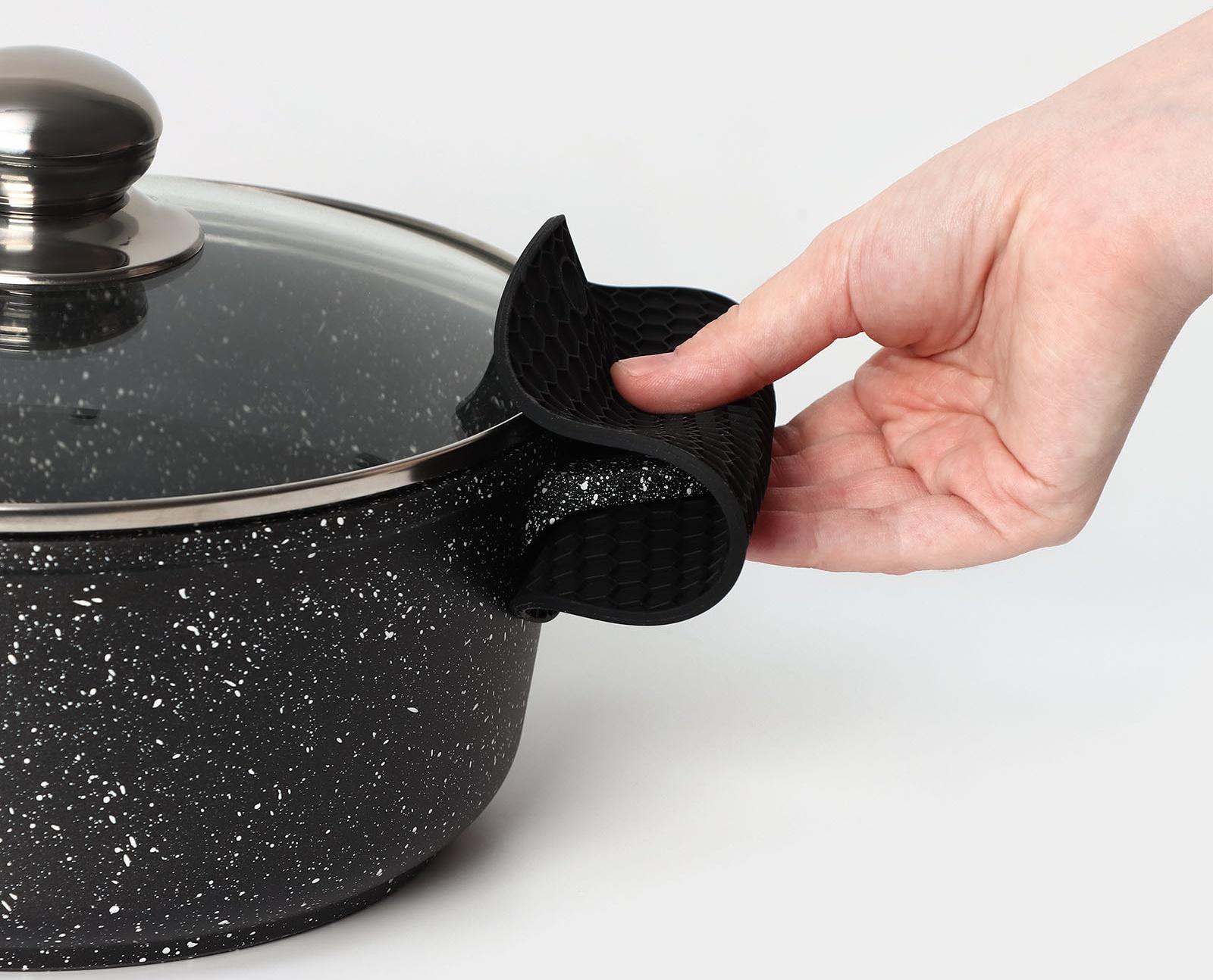 Коврик-подставка силиконовый под горячее, d=140 мм, толщина=3,5 мм, черный