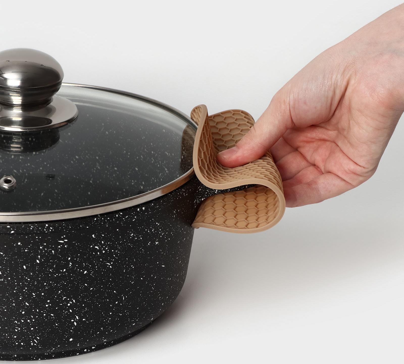 Коврик-подставка силиконовый под горячее, d=140 мм, толщина=3,5 мм, бежевый