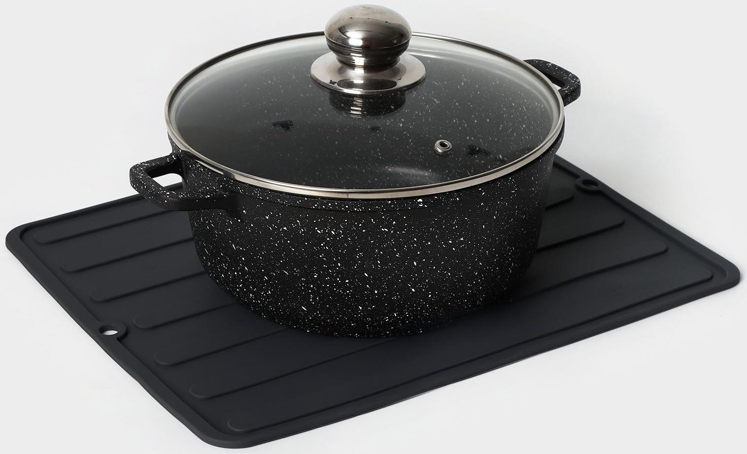 Коврик силиконовый под горячее, d=290 мм, l= 360 мм, цвет МИКС