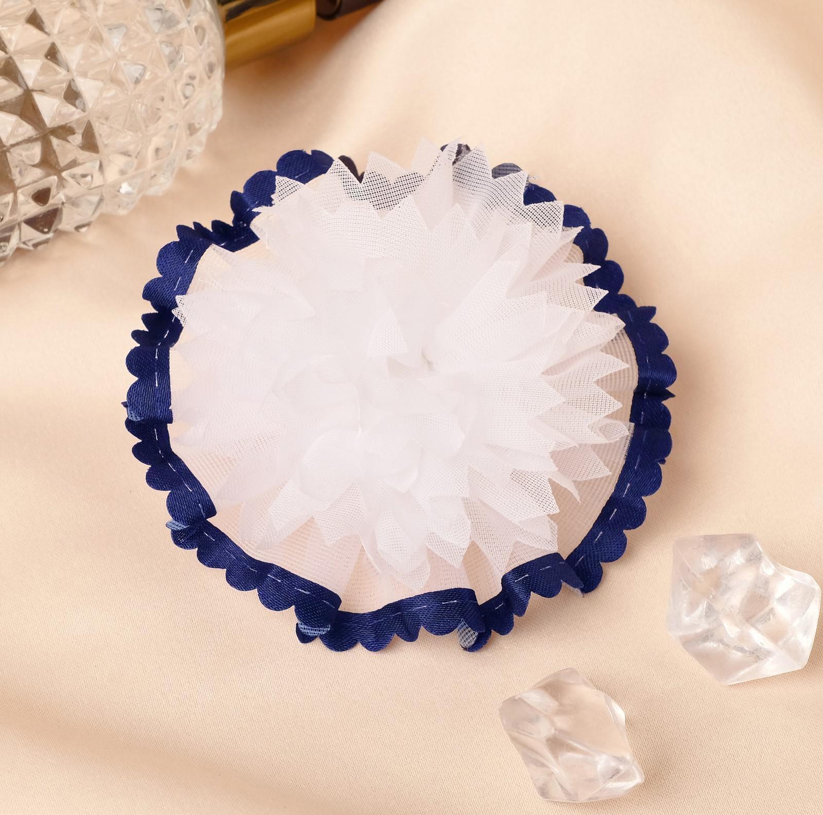 Резинка для волос бант