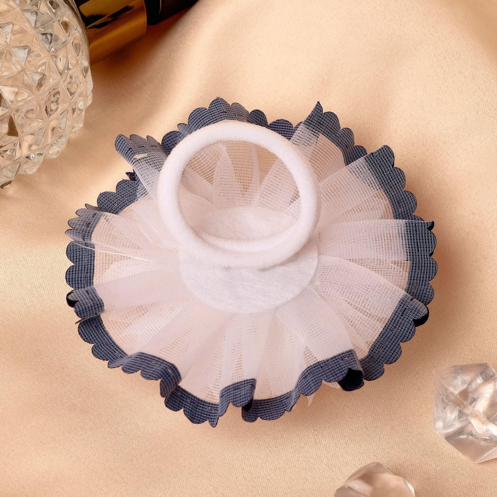 Резинка для волос бант