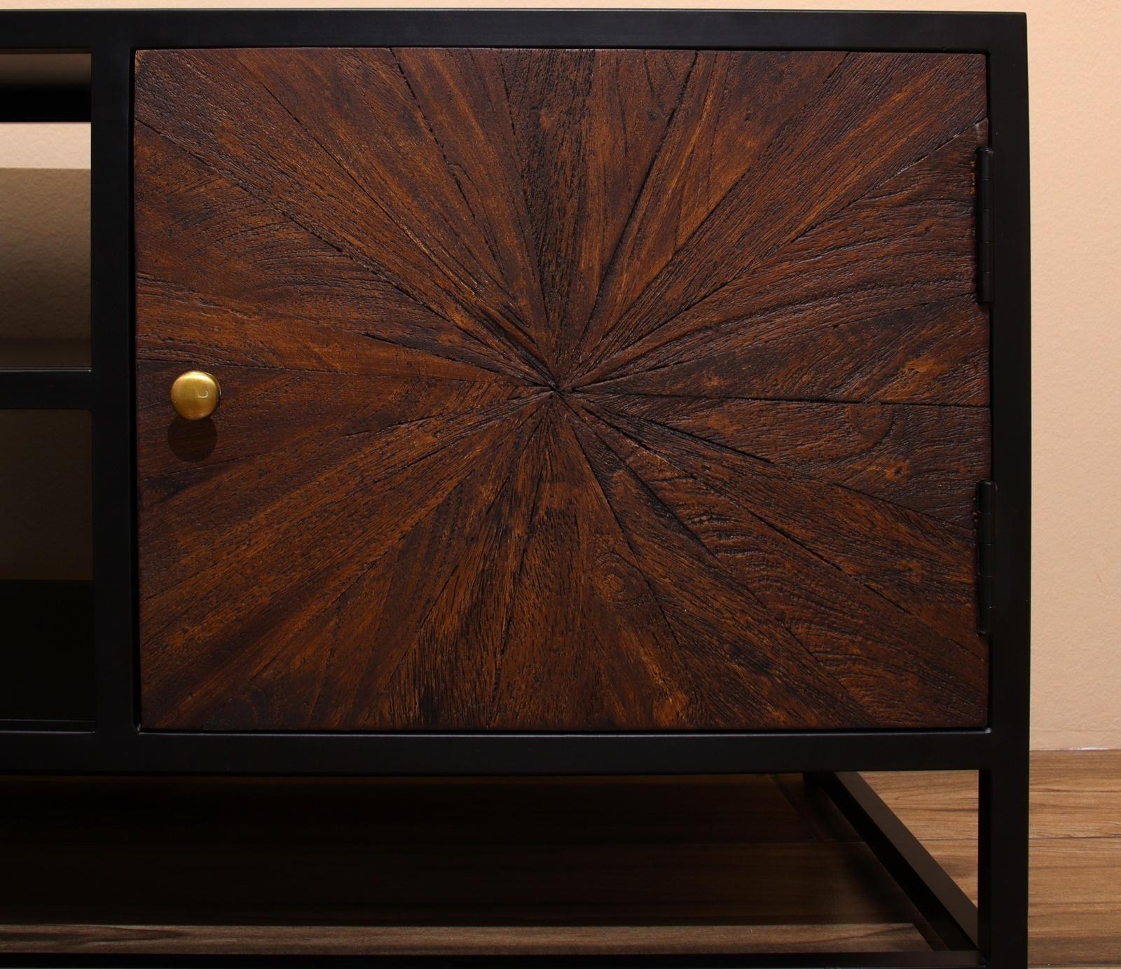 Тумба под ТВ 