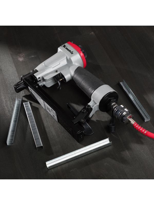 Степлер пневматический для прямоугольных скоб от 6 до 13 мм Matrix