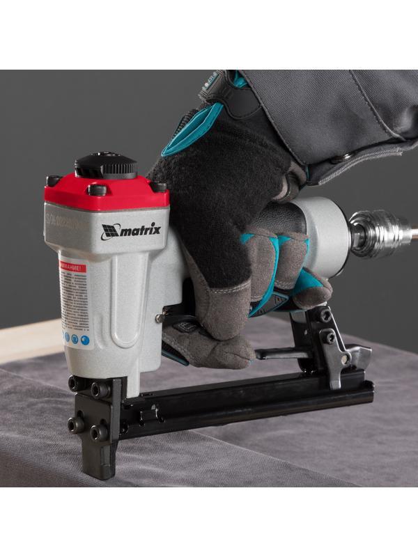 Степлер пневматический для прямоугольных скоб от 6 до 13 мм Matrix