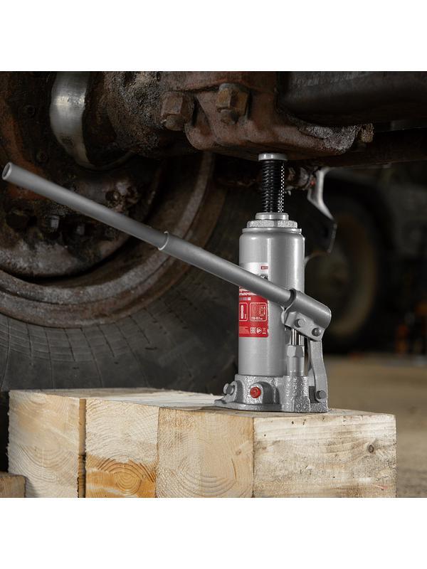 Домкрат гидравлический бутылочный, 8 т, высота подъема 230-457 мм Matrix