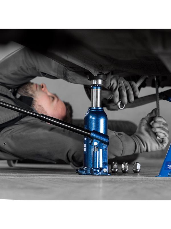 Домкрат гидравлический бутылочный, 6 т, h подъема 207-404 мм Stels