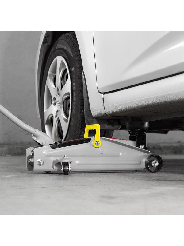 Домкрат гидравлический подкатной, 2 т, высота подъема 135-355 мм Matrix