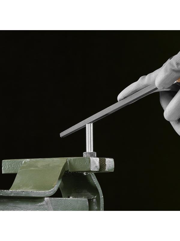 Напильник трехгранный, 250 мм, деревянная ручка Сибртех