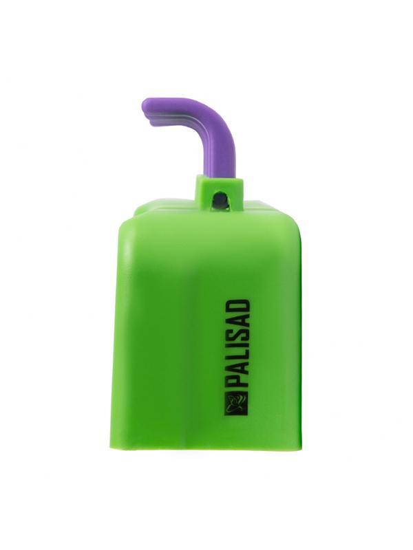 Пластиковый настенный держатель для садово - огородного инструмента, 3 ячейки, 4 крюка, Palisad