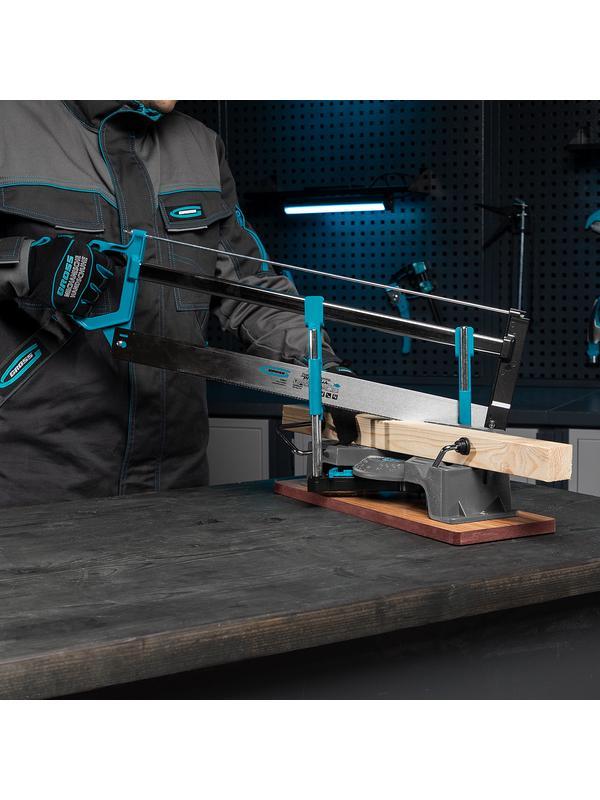 Стусло прецизионное, пила 550 мм, две прижимные струбцины Gross