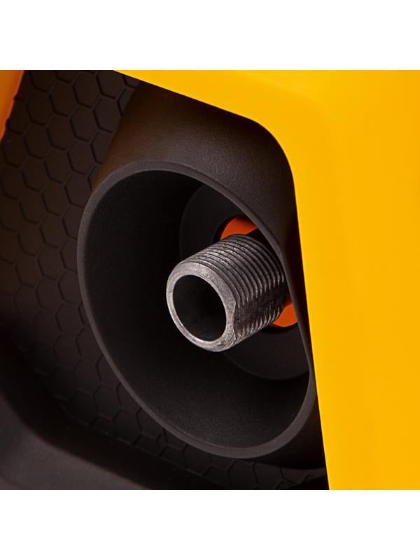 Моечная машина высокого давления R-180i, 2400 Вт, 180 бар, 7.5 л/мин, асинхронный двигатель Denzel