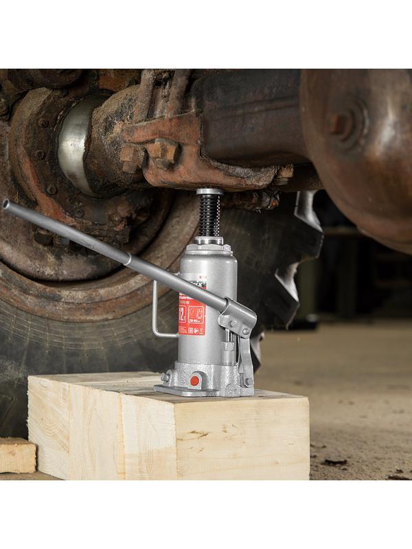 Домкрат гидравлический бутылочный, 12 т, высота подъема 230-465 мм Matrix