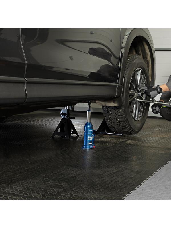 Домкрат гидравлический бутылочный, 3 т, h подъема 188-363 мм, в пластиковом кейсе Stels