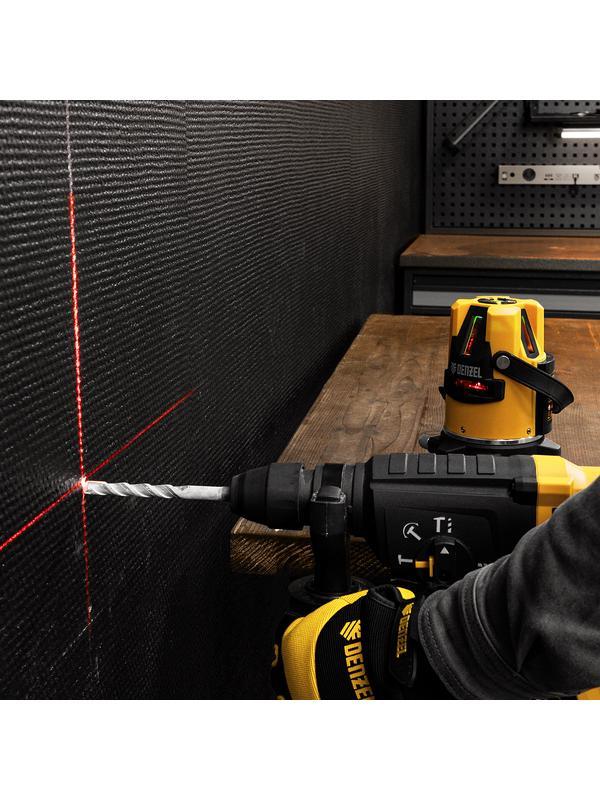 Уровень лазерный LX3, 10 м, ± 0,3 мм/1 м, 635 нм, 4 вертикальных, 1 горизонтальная плоскости, резьба 5/8