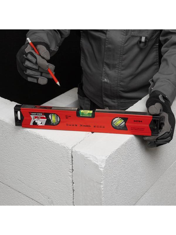 Уровень алюминиевый магнитный, 400 мм, фрезерованный, 3 глазка (1 зеркальный), усиленный Matrix