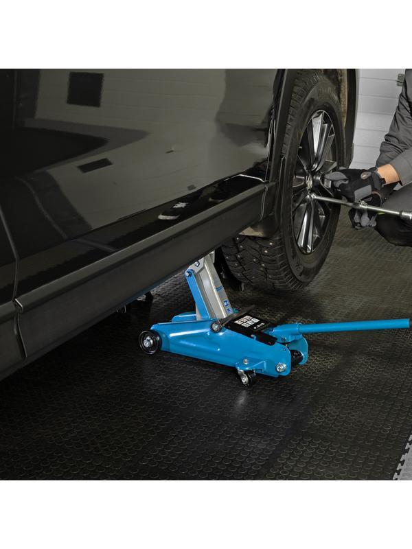 Домкрат гидравлический подкатной, 2 т, h подъема 140-340 мм Stels