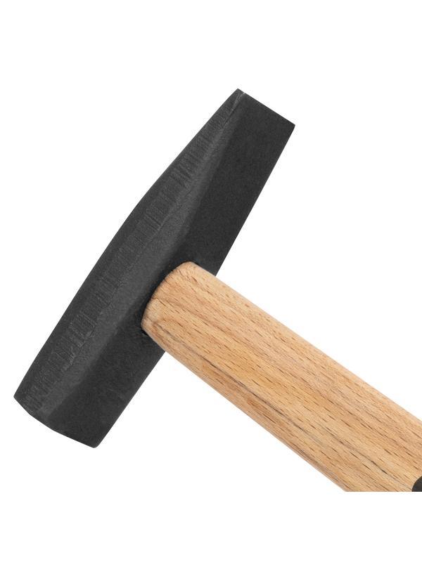 Молоток слесарный 300 г, квадратный боек, деревянная рукоятка Сибртех