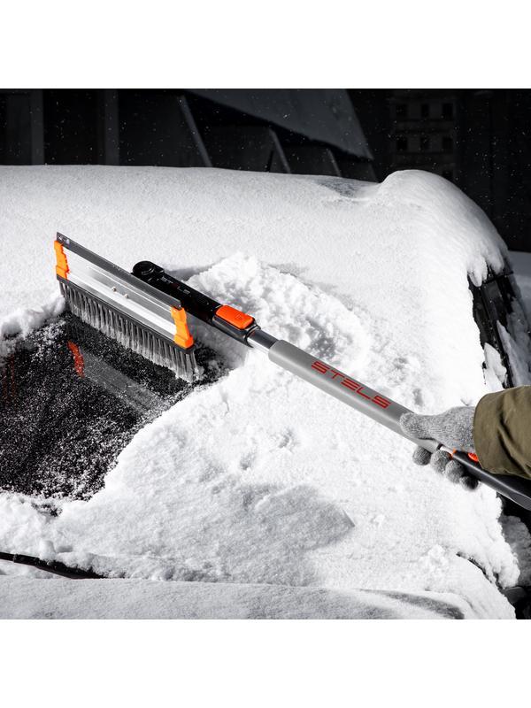 Щетка-сметка для снега со скребком и водосгоном, телескопическая, поворотная голова Stels