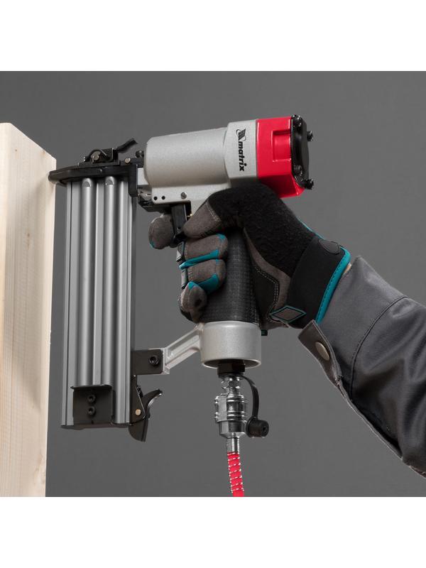 Нейлер пневматический для гвоздей от 10 до 50 мм Matrix