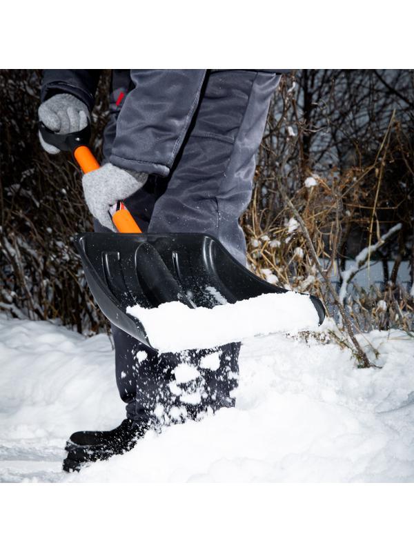 Лопата для уборки снега пластиковая, 275 х 345 х 890 мм, стальной черенок, Россия, Stels