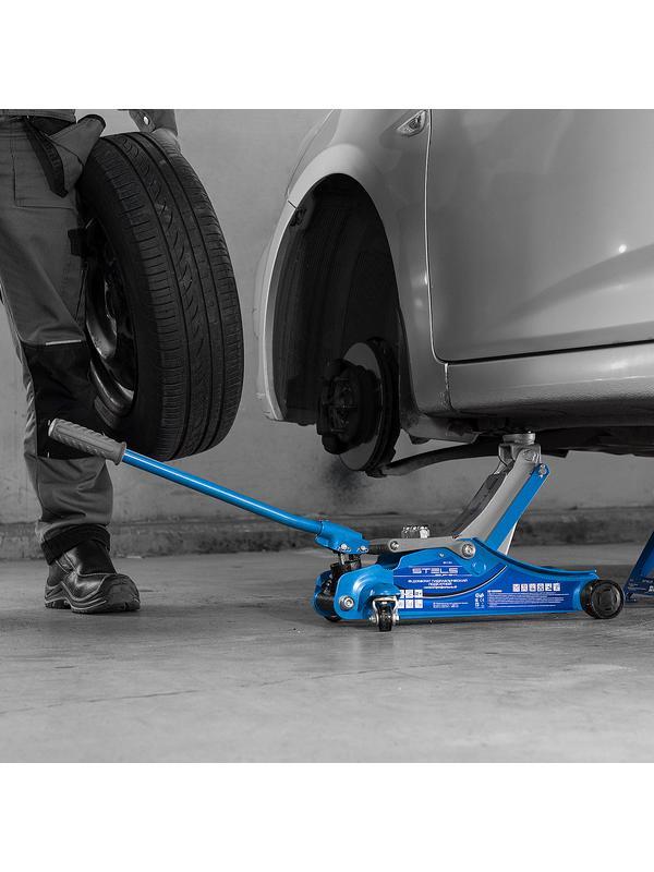 Домкрат гидравлический подкатной, поворотная рукоятка, 2 т, Low Profile, 100-350 мм Stels