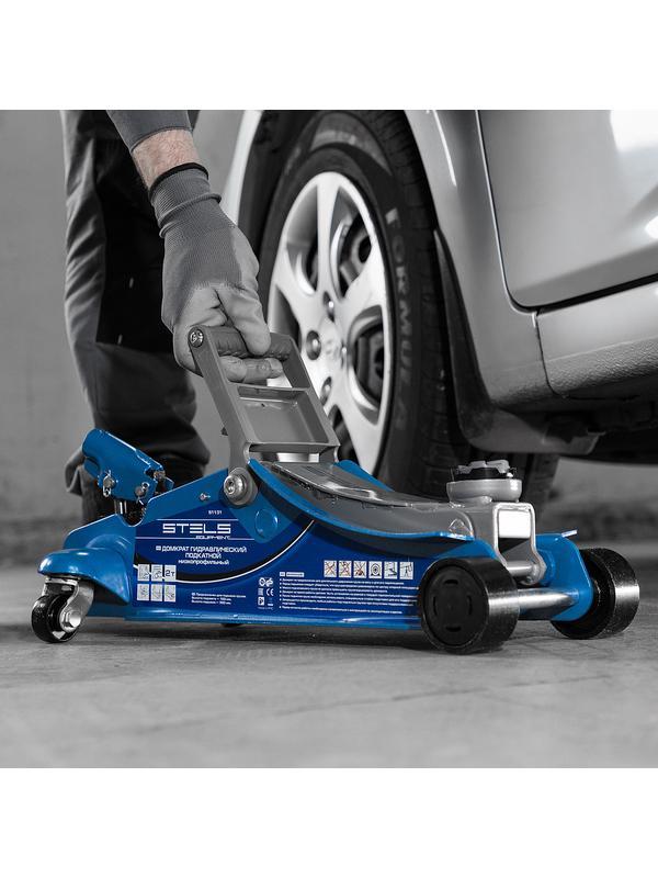 Домкрат гидравлический подкатной, поворотная рукоятка, 2 т, Low Profile, 100-350 мм Stels