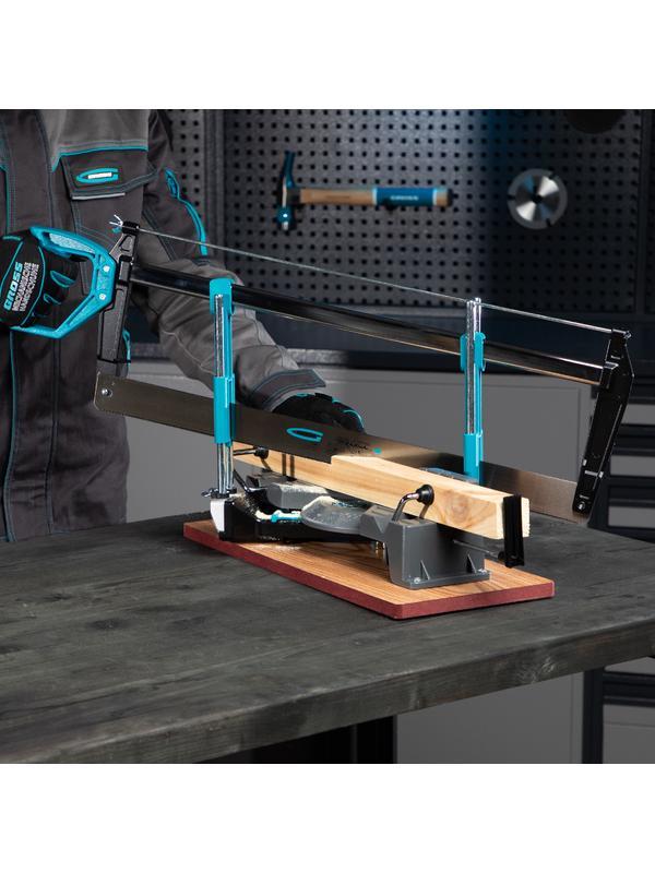 Стусло прецизионное, двухплоскостное, пила 600 мм, две прижимные струбцины, ограничительный упор Gross