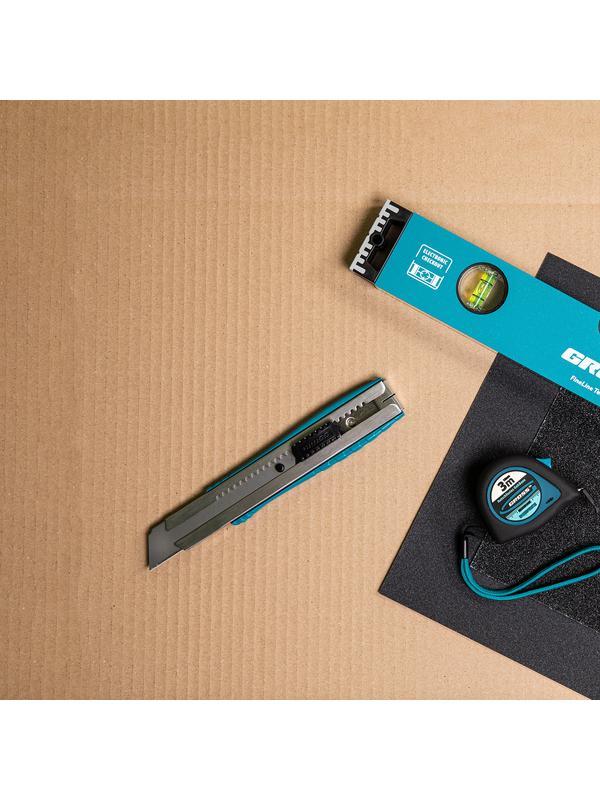 Нож, 195 мм, металлический корпус, выдвижное сегментное лезвие 25 мм (SK-5), металлическая направляющая, клипса для ремня Gross