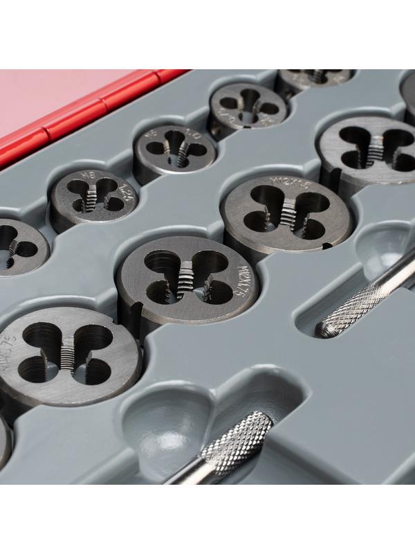 Набор метчиков и плашек М2-М18, 110 шт, металлический кейс Matrix