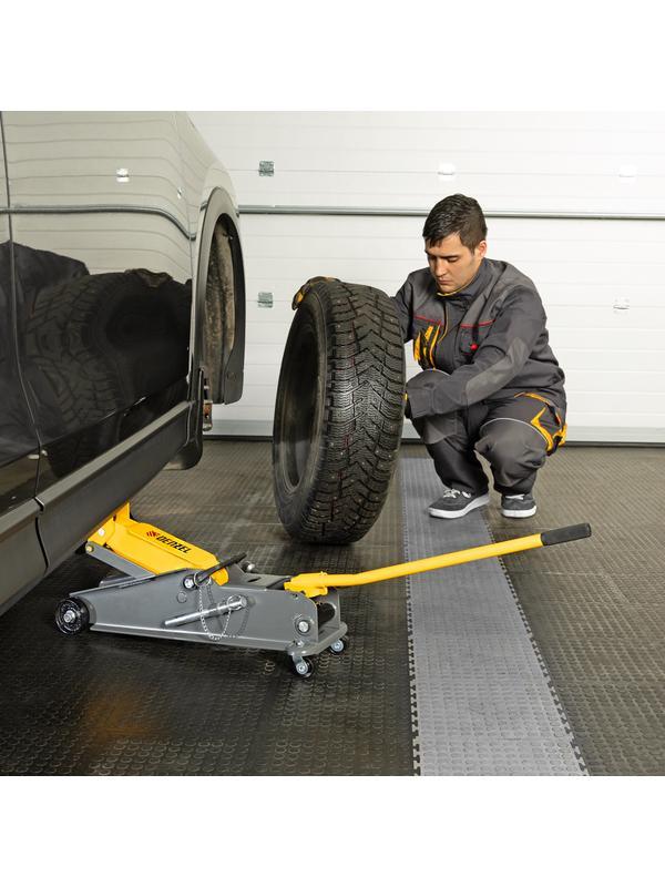 Домкрат гидравлический подкатной с фиксатором, 3 т, 190-532 мм, SUV/ Denzel