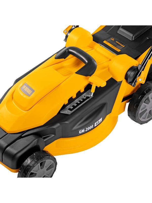 Газонокосилка электрическая GM-2000, 2000 Вт, ширина 43 см, 6 уровней, травосборник 45 л. Denzel