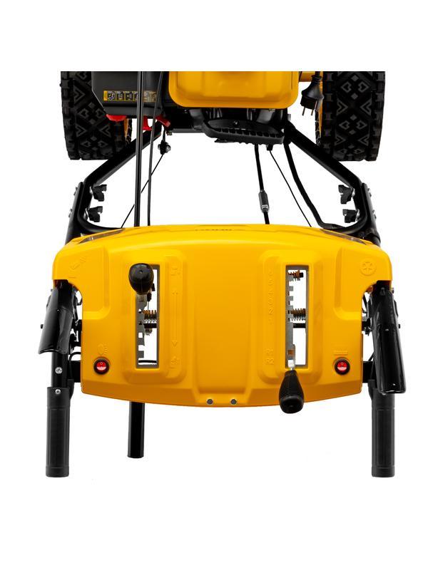 Бензиновая снегоуборочная машина SBM 610S PRO, 212 cc, электростартер, фара, обогрев Denzel