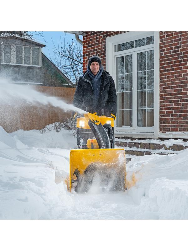 Бензиновая снегоуборочная машина SBM 610S PRO, 212 cc, электростартер, фара, обогрев Denzel