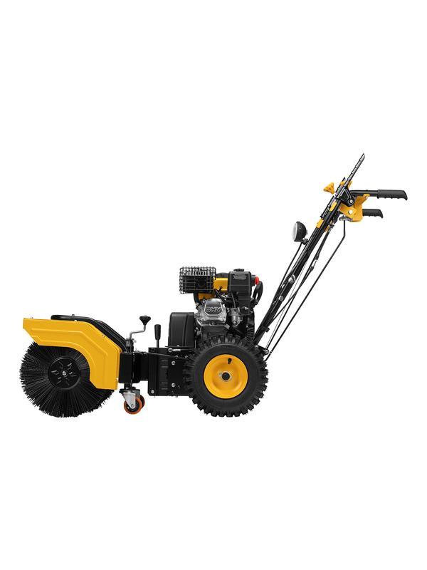 Гибридная снегоуборочная машина с функц. подметания SWB-600, 212 сс, руч. старт, 2 насадки Denzel