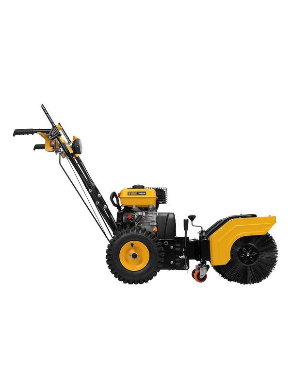 Гибридная снегоуборочная машина с функц. подметания SWB-600, 212 сс, руч. старт, 2 насадки Denzel