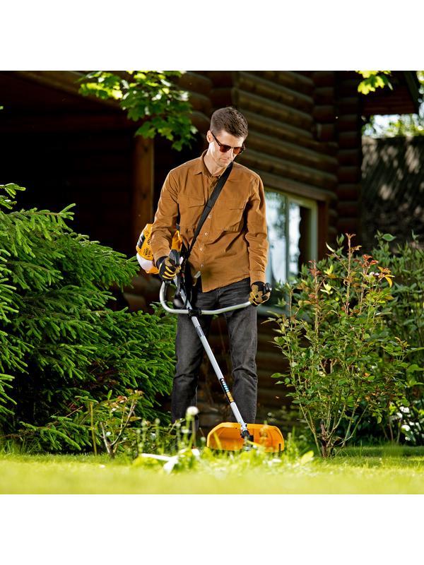 Триммер бензиновый DTL-52, 52 см3, неразъемная штанга, состоит из 2 частей Denzel