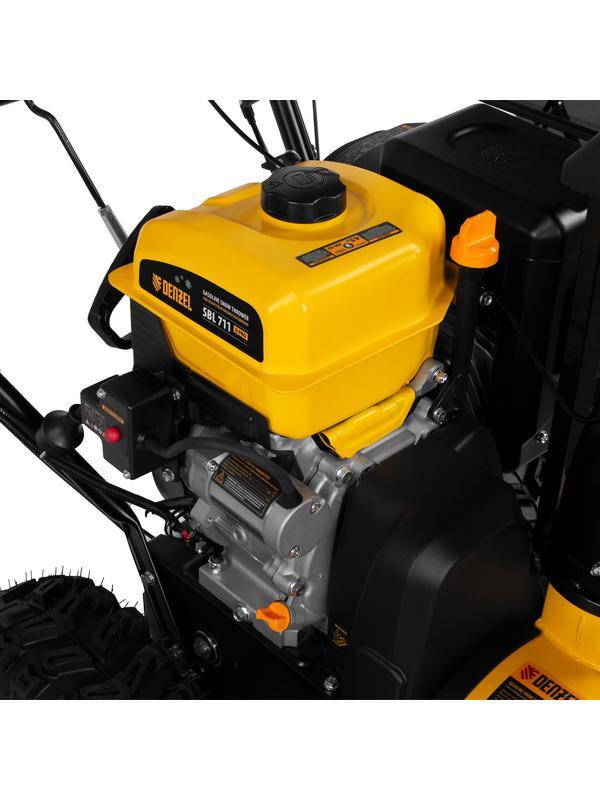 Бензиновая снегоуборочная машина SBL 711D PRO, 302cc, эл.старт, фара, обогрев, блок. дифф.// Denzel
