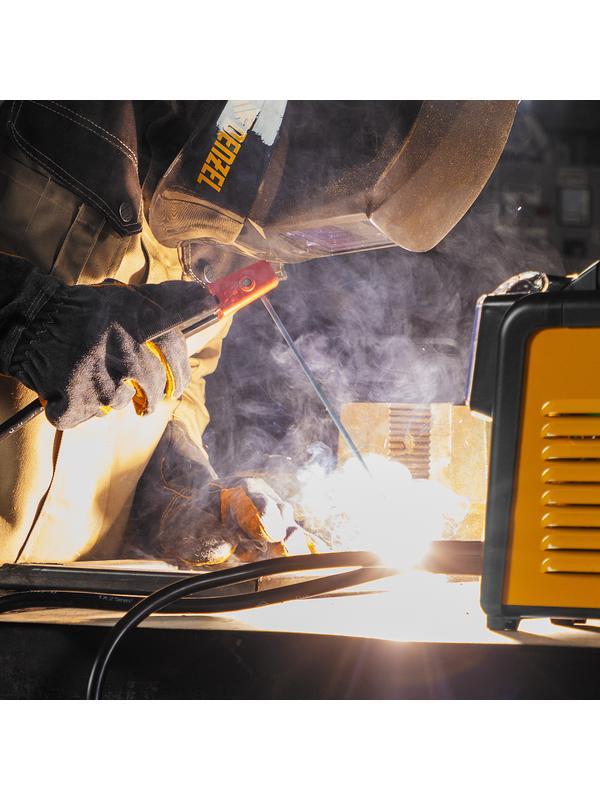 Аппарат инвертор. дуговой сварки SDM-220 Top, 220 А, ПВ 60% кейс// Denzel